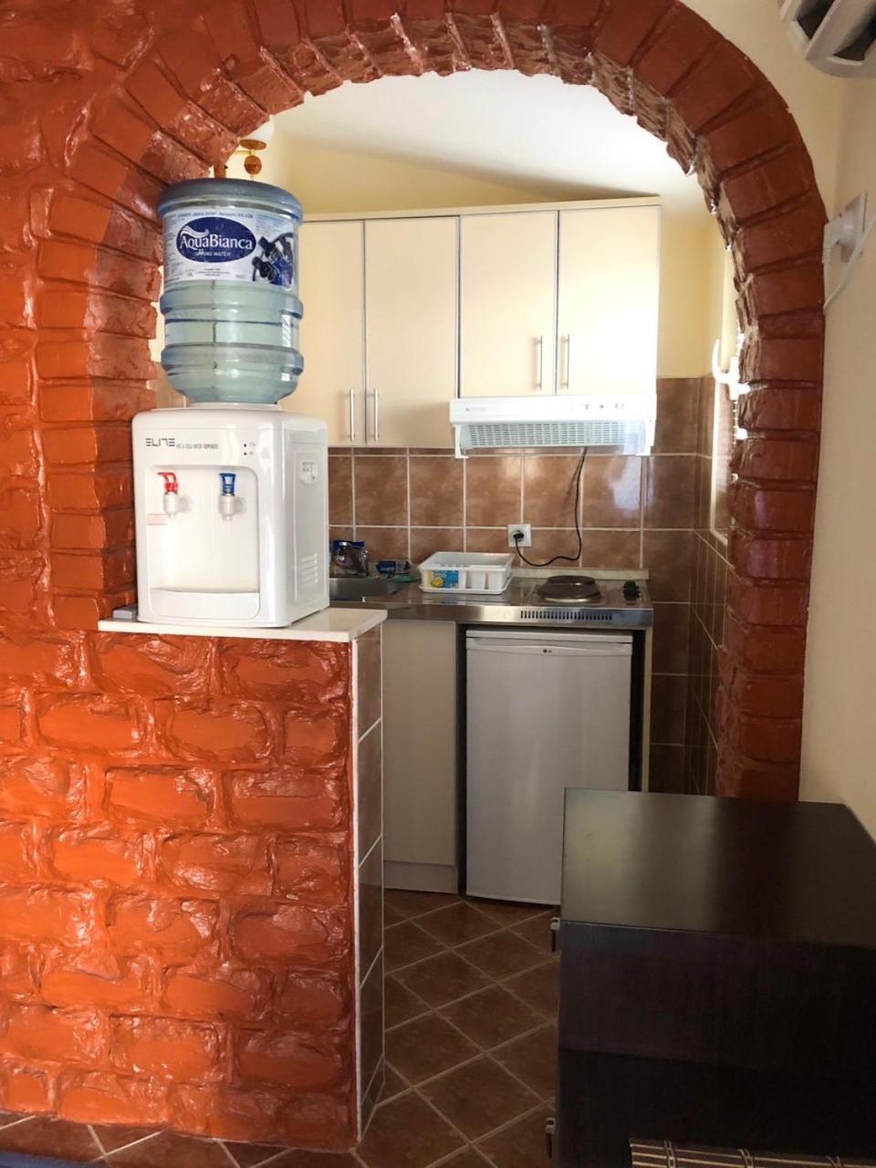 Apartments Moracanin ซูโตมอเร ภายนอก รูปภาพ