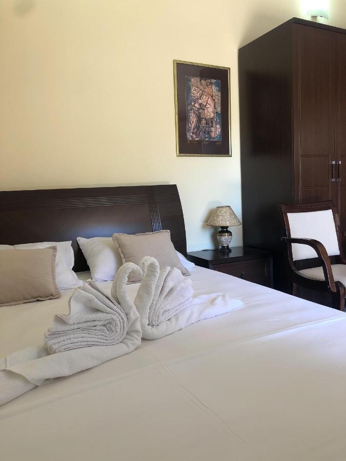Apartments Moracanin ซูโตมอเร ภายนอก รูปภาพ